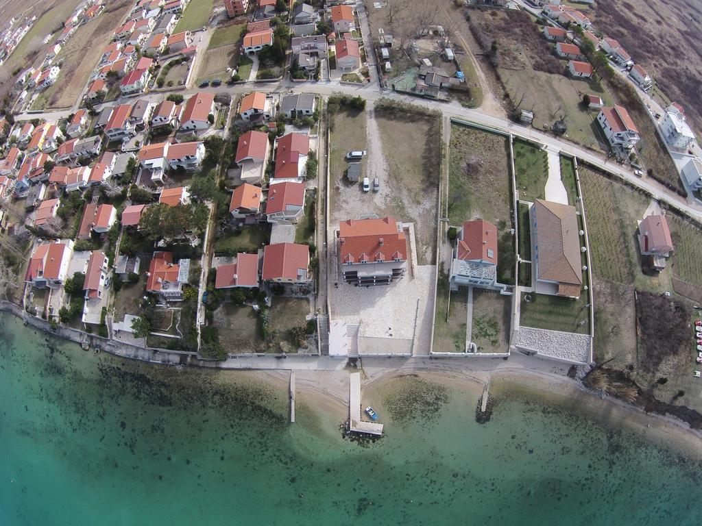 Mk | Apartments Nin Vrsi Bagian luar foto