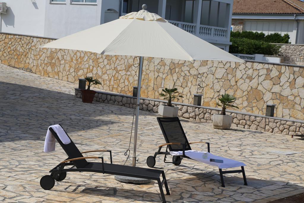 Mk | Apartments Nin Vrsi Bagian luar foto